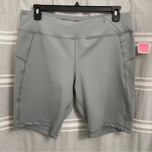 NWT ATTIVO / Performance Activewear Gray Bike Shorts Size XL